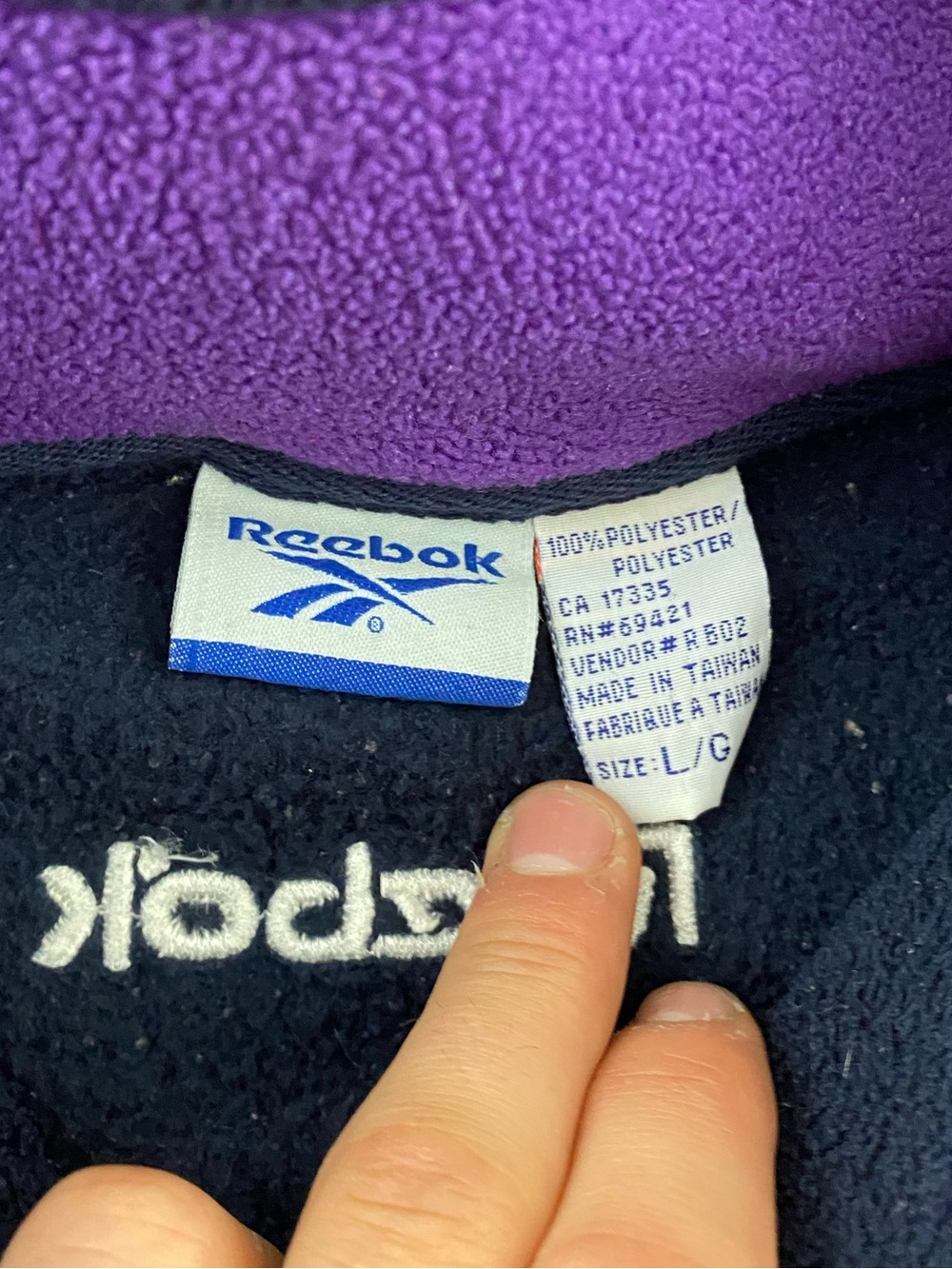 Vintage Reebok Quarter-Zip Fleece - Picture 4 of 9